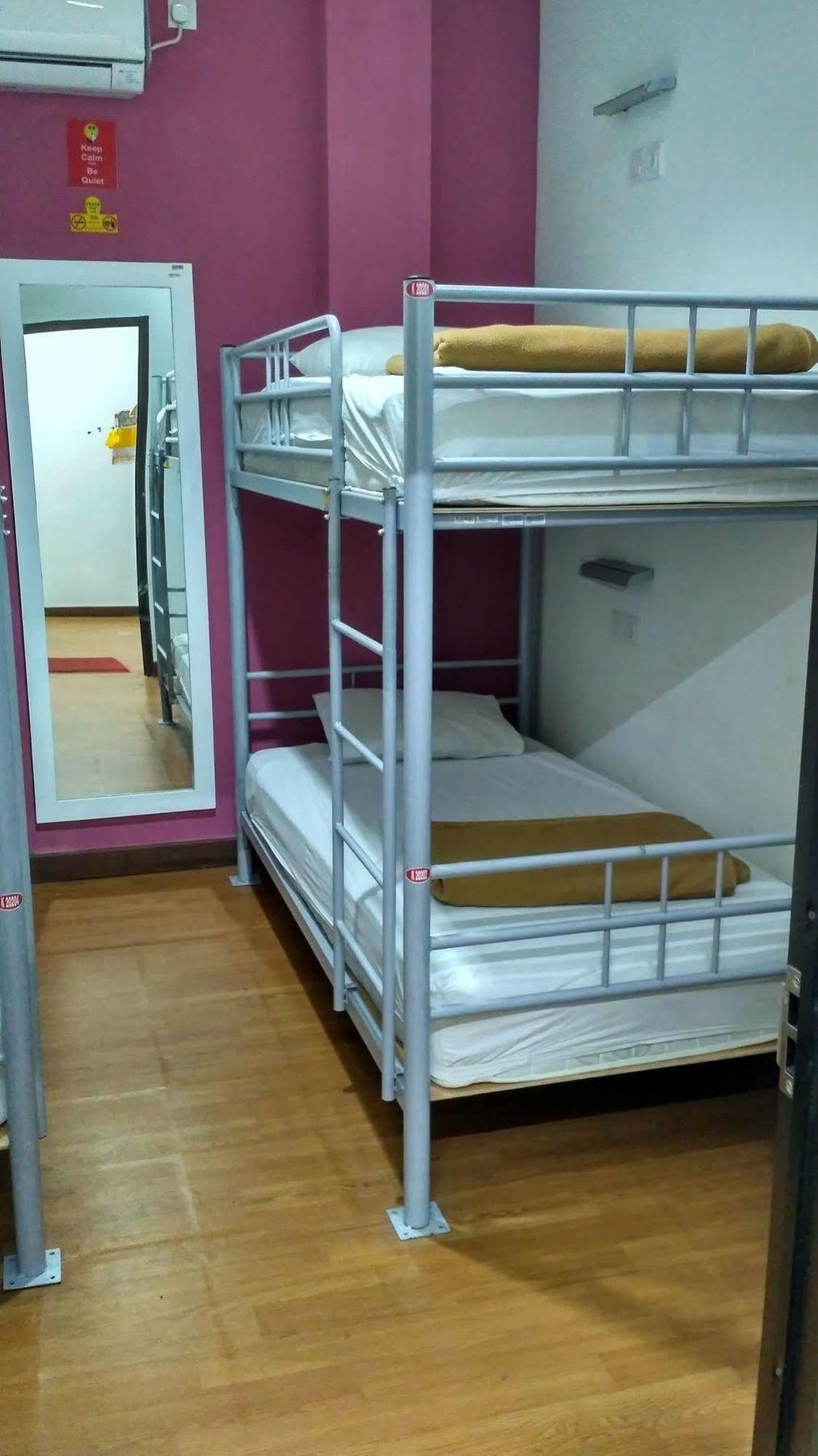 Cx Hostel Kuta Raya מראה חיצוני תמונה