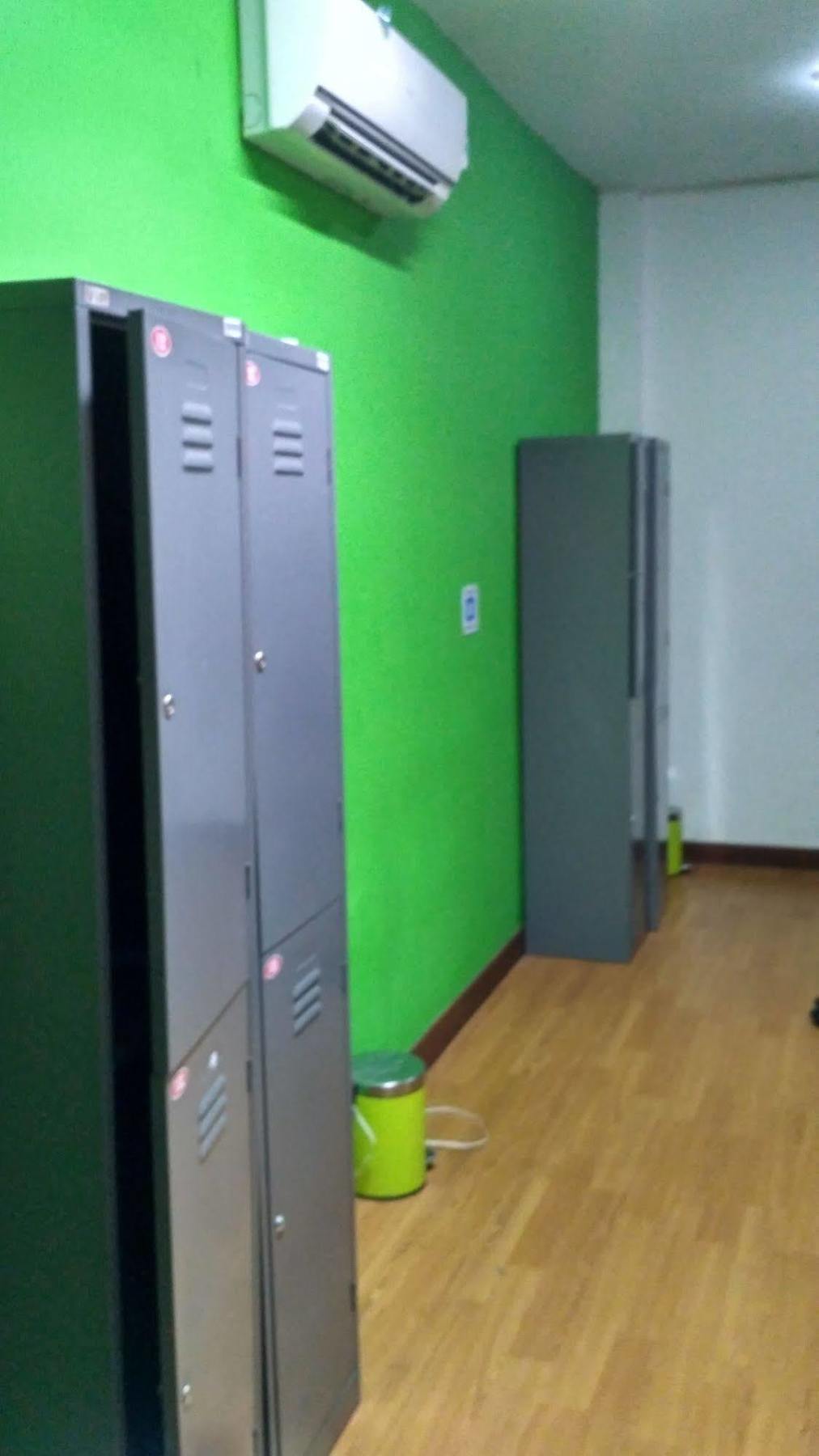 Cx Hostel Kuta Raya מראה חיצוני תמונה