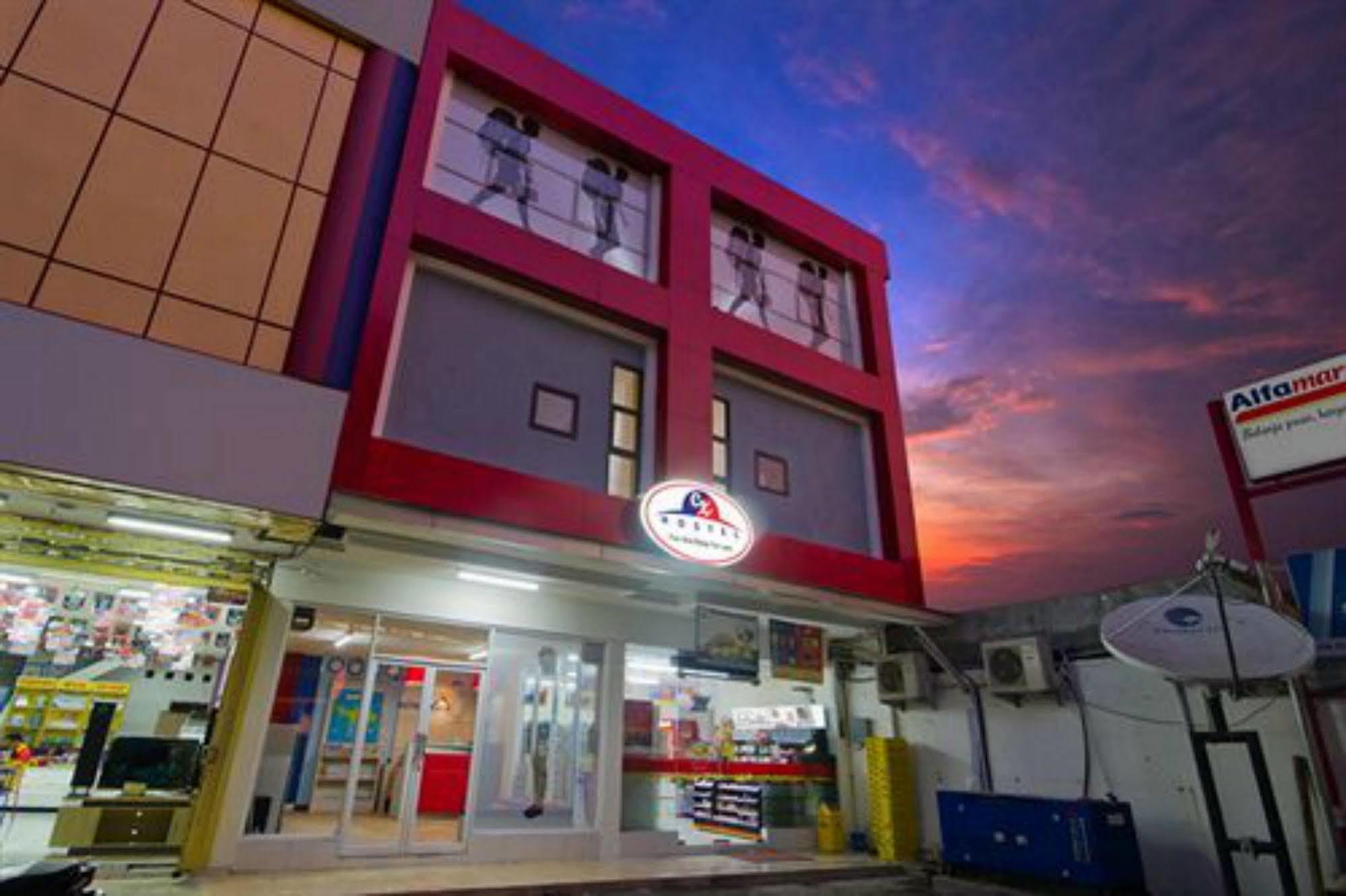 Cx Hostel Kuta Raya מראה חיצוני תמונה