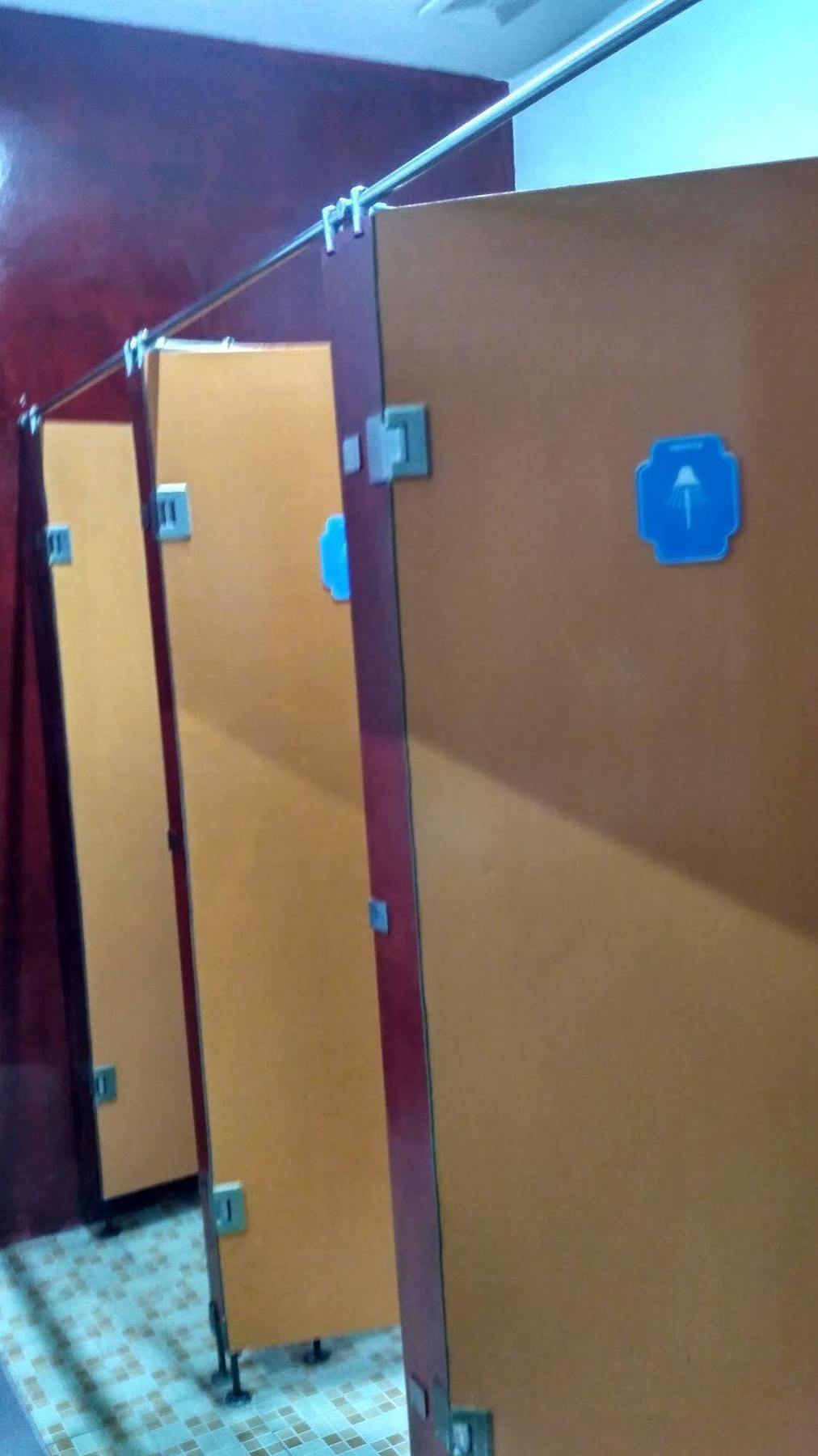 Cx Hostel Kuta Raya מראה חיצוני תמונה